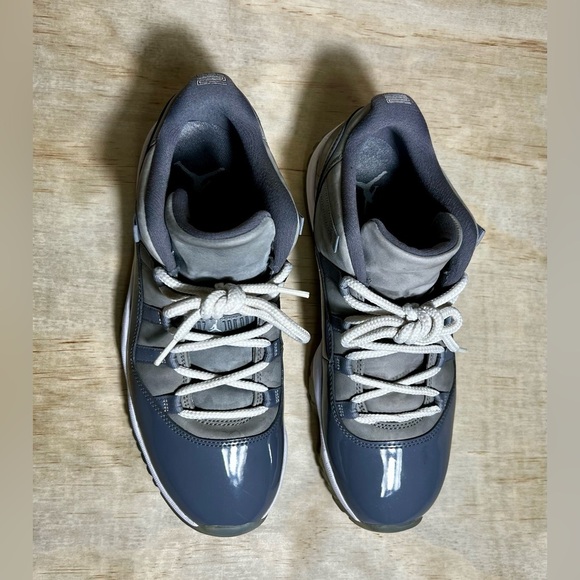 2018 Air Jordan 11 Retro Low ‘Cool Grey’ Men’s with Box – Used - Picture 2 of 8